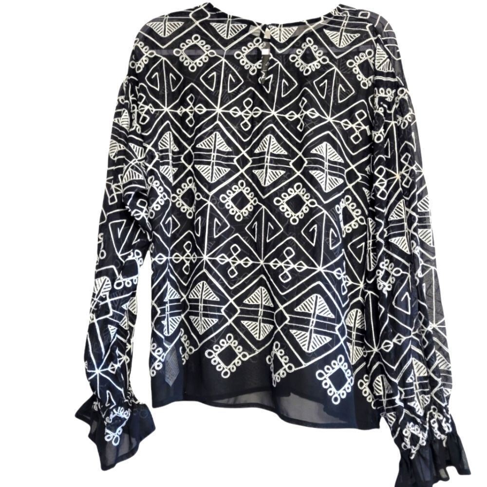 Free the Roses sheer black White Geometric long sleeve Lightweight Top L
